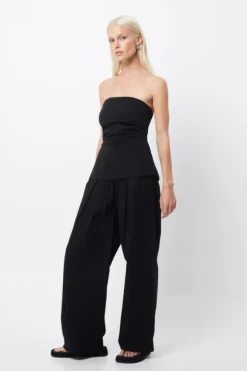 Alias Top Black